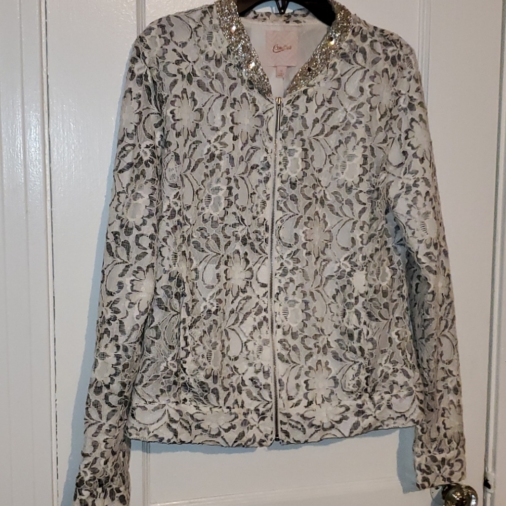 Candie's white lace blazer jacket
